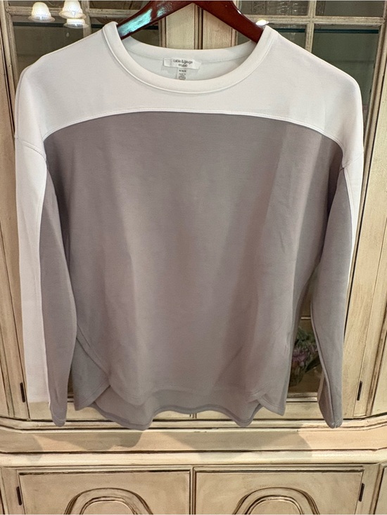 Cable & Gauge Tops - Cable & Gauge Two-Tone Crewneck Top - White and Light Gray
